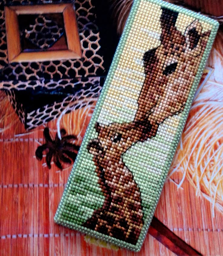 1201 Best Plastic Canvas Images On Pinterest Embroidery
