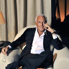 Giorgio Armani SpringSummer 2015 Collection – Milan Fashion Week pics Giorgio Armani SpringSummer 2015 Collection – Milan Fashion Week pictures