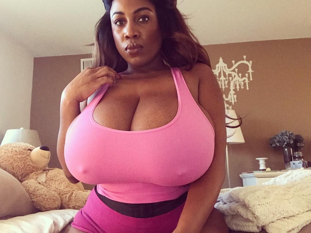 Ebony bbw nipples