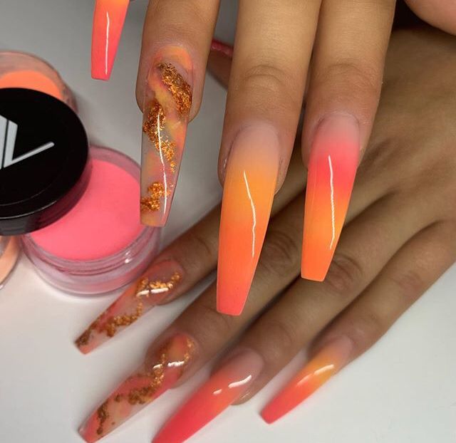 #peach #gold #orange #sunset #ombre #coffinnails #extra #dippowder #nailart