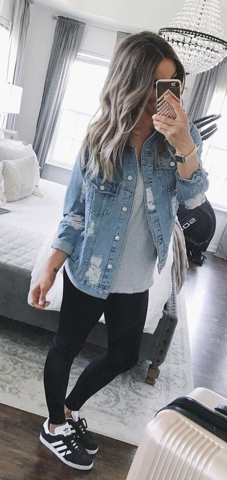 Awesome Winter Outfits Ideas With Denim Jacket 14 Awesome Winter Outfits Ideas With Denim Jacket 14