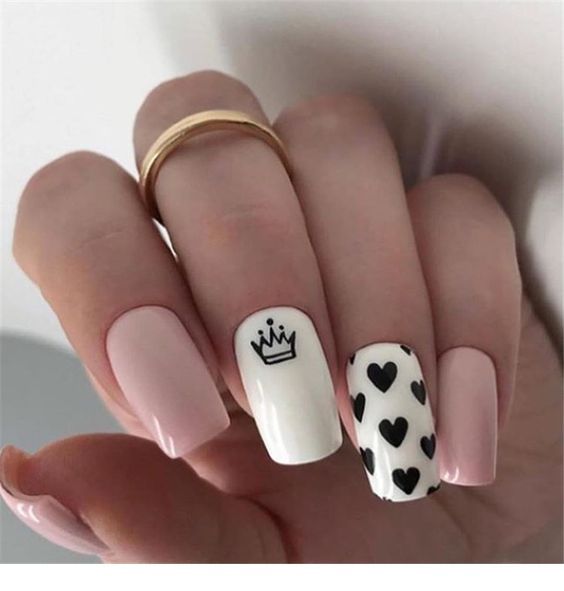 Nice queen nails