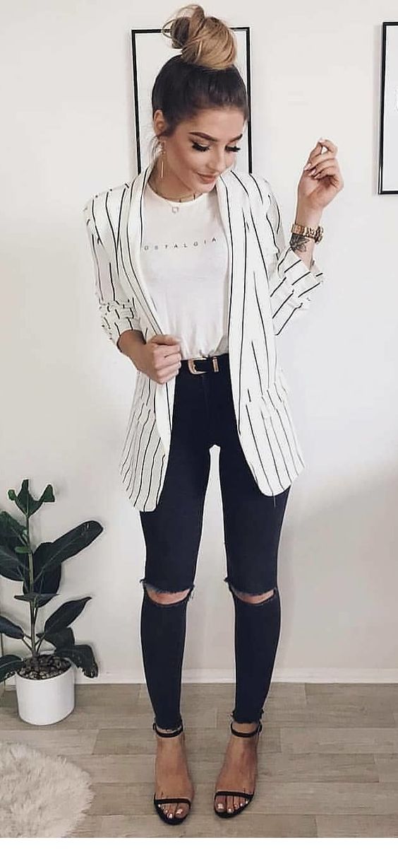 Long blazer with jeans