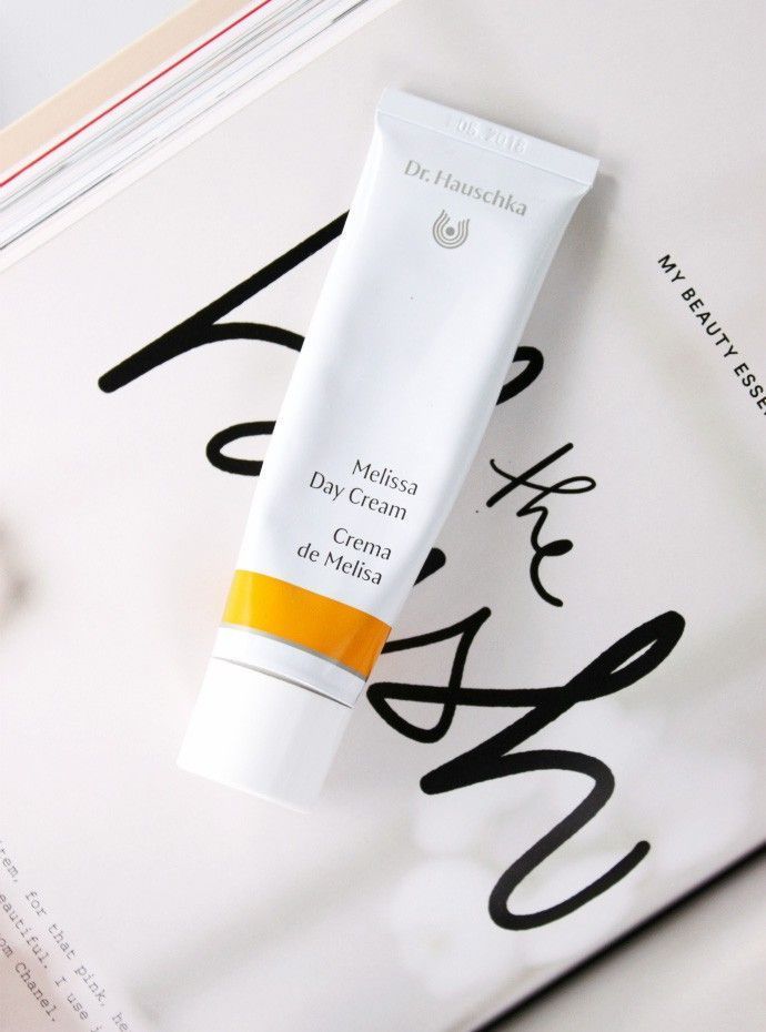 5 Best Winter Moisturizers for Combination Dehydrated Skin Type | Dr. Hauschka Melissa Day Cream 5 Best Winter Moisturizers for Combination Dehydrated Skin Type | Dr. Hauschka Melissa Day Cream