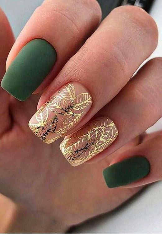 Matte green nails with gold detail Matte green nails with gold detail