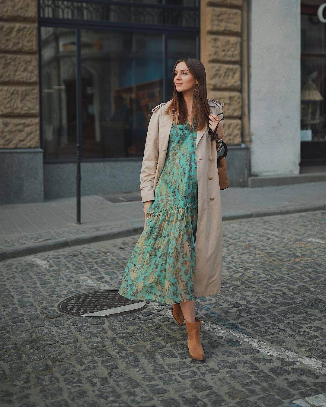 Dress, 120£ Dress, 120£