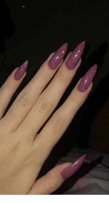 Glam long pink glitter nails