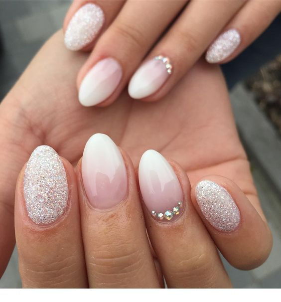 Bride nails with glitter and more