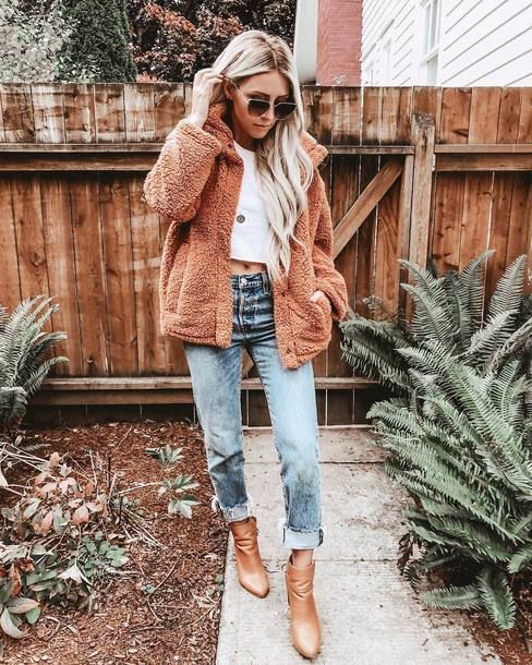 Jeans, $98 at – Wheretoget