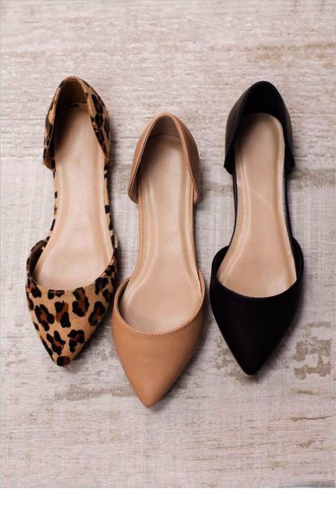Leo, beige, black flats