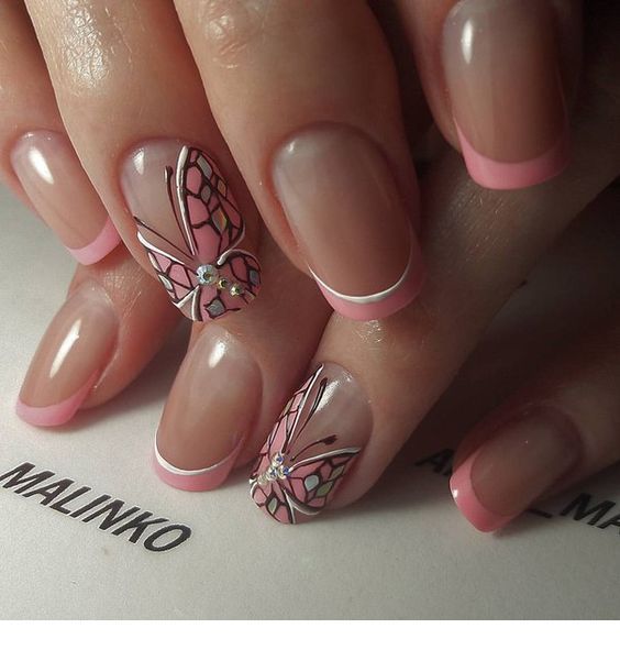 Sweet butterfly manicure with pink