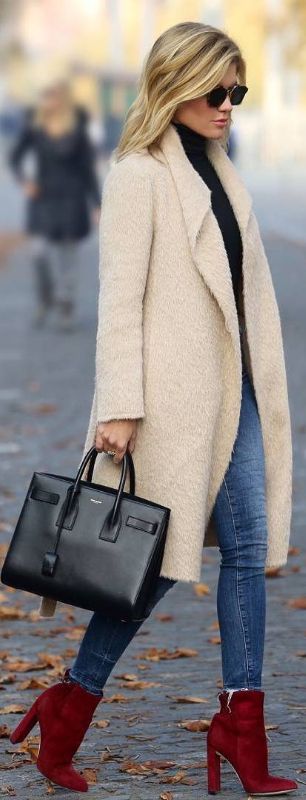 Max Mara Coat / Fashion By Style Influencer Max Mara Coat / Fashion By Style Influencer