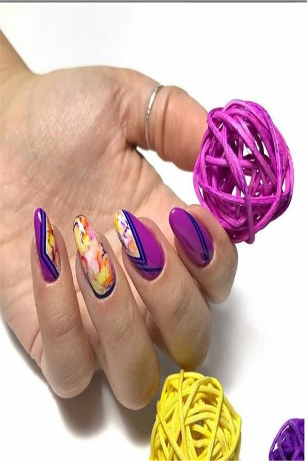 30+ Awesome Watercolor Nail Art Designs Trends 2019 – #nail_art_designs #trendy_nails #watercolor_nails #top_manicure