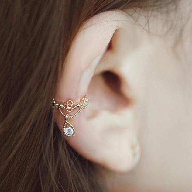 Cute Crystal Gold Ear Cuff Earring for Women Fashion Jewelry – lindo arete de oreja – www.MyBodiArt.com Cute Crystal Gold Ear Cuff Earring for Women Fashion Jewelry – lindo arete de oreja – www.MyBodiArt.com