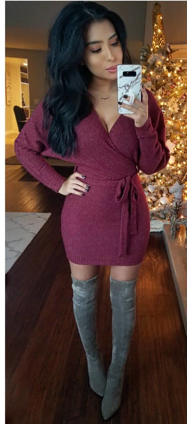 purple long-sleeved V-neck mini dress