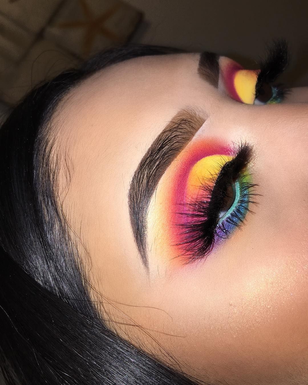 SARAHI❤️ on Instagram: “🌈 Colorfull 🌈. Después de muchooooo tiempo un nuevo makeup!! Lo hice con la nueva paleta de morphe en colaboración con @jamescharles ❤️…”