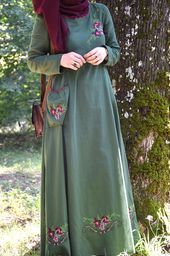 Amp Authentic Butik Canvas Design Dress Eminos Green Modo Stickerei Stonejewelry Hijab Fashion Muslim Fashion Dress Hijabi Fashion