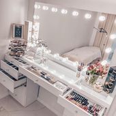Das Bild kann enthalten: Tabelle und innen#uxdesign #kitchendesign #fashioncowok...