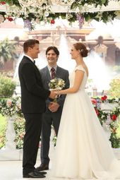 Kleid Von Der Seite Film Hochzeit David Boreanaz Bones Die Knochenjagerin