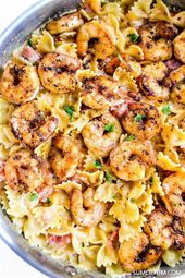 Cajun Shrimp Pasta is so quick and easy to make. Creamy, spicy and delicious! Yo...