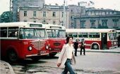 1980'lerde Eminönü otobüs durağı... #istanbul #istanlook #birzamanlar #oldp...
