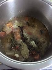 مرق دجاج او مكعبات ماجي من ايدي نظيف وخالي من مواد حافظه Beef Food Meat