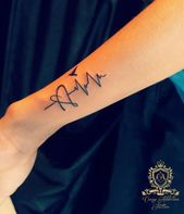 Hartslag naar het geluk - Tattoo ideen - #geluk #Hartslag #het #Ideen #naar #Tat...