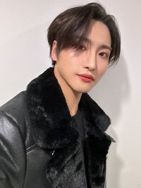 ATEEZ UNION BRASIL RESERVA no Twitter: "✨️ | #SEONGHWA enviou uma foto na mensagem privada do planetinha! cr: nobodylikehwa https://t.co/Nmw5DQaV2b" / Twitter