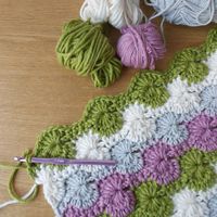 Easy crochet blanket - Starburst stitch blanket tutorial