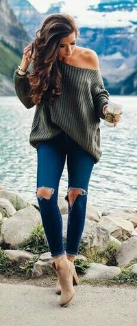 25+ Lovely but Comfy Outfits to Wear on Thanksgiving Day