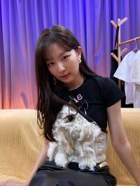 Red Velvet on Twitter: "슬기 Mama🤩 예싸비욜 손님🕺 예싸비욜 쥔님💃 🏠생성 완료🏠 #슬기 #SEULGI #슬기집 #슬기zip #레드벨벳 #RedVelvet… "
