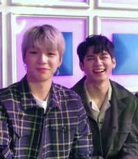 Wanna-One - Daniel and Seongwu (OngNiel is science!)