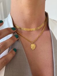 Looking for something smarshing? This is it. #pendantnecklace #giftforall #birthdaypresent #jewelrymakers #selflove