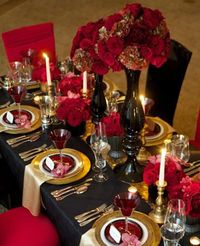 Comment associer le rouge et l’or pour la déco de la table de Noël ? | My Blog Deco