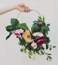 Hoop fleuri pour un mariage romantique