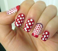 Best #christmas #Nail Art #Designs #Ideas and #Inspirations to follow in 2018 #nails #nailart #nailsofinstagram #naildesigns