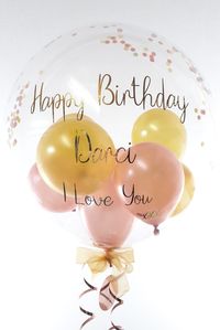 This beautiful personalised birthday balloon is filled with mini gold and rose gold balloons, matching metallic confetti and personalised with gold metallic text. To finish off we have added a rose gold balloon tail and pretty organza bow in gold. Balloons are supplied inflated! Delivery throughout the UK only! To find out more and to order please visit our website... #balloonsbycelebrations #balloongift #birthdayballoons #balloonsdelivereduk #balloondeliveryuk #personalisedballoons