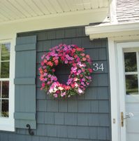 24 Living Wreath Form, Jute Liner | Living Wreaths | Kinsman Garden