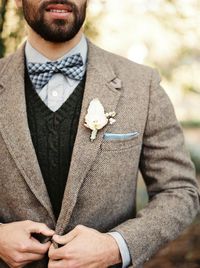 An Elegant Woodland Wedding Inspiration Shoot from Noi Tran Photography