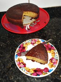 Receita maravilhosa de bolo de banana com chocolate. Um bolo macio, perfumado e denso, você vai amar! #bolo #cake #receita #bolodebanana