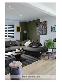 Intérieur décloisonné style loft - Mur vert