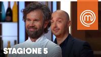 IL "PICCIONE A MODO MIO" DI CHEF CRACCO | MASTERCHEF ITALIA - "La classe non abita a casa di tutti, ma a casa di Chef Cracco, sì". Video di MasterChef Italia.
