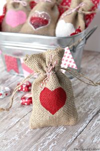 DIY Valentine's Day Burlap Gift Bags