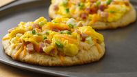 Your family will love this yummy breakfast pizza made with Pillsbury™ Grands!™frozen biscuits. And their hungry stomachs will thank you because it’s ready in 30 minutes.