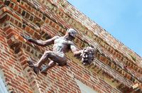 In New Orleans A few absolutely terrifying gargoyles grace certain Uptown buildings