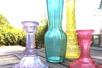 A tutorial on how to create a beautiful sea glass effect on clear glass decor using white glue and food coloring.