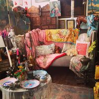 Brooklyn, Anna Corinna Finds, studio visit, treasures for sale, antique dreamland. Boho, Gypset, and Hippy housewares.