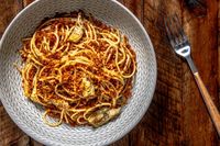A pantry pasta recipe with artichokes, capers and toasted breadcrumbs - The Washington Post