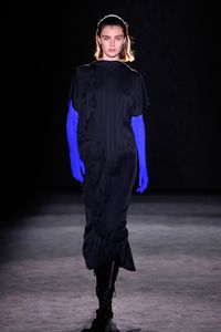Yiorgos Eleftheriades Barcelona Automne-Hiver 2020-2021 - Défilé | Vogue Paris
