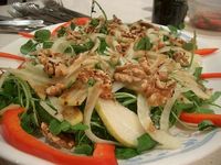 Insalata di finocchi, pere e noci (PER 4 persone)
